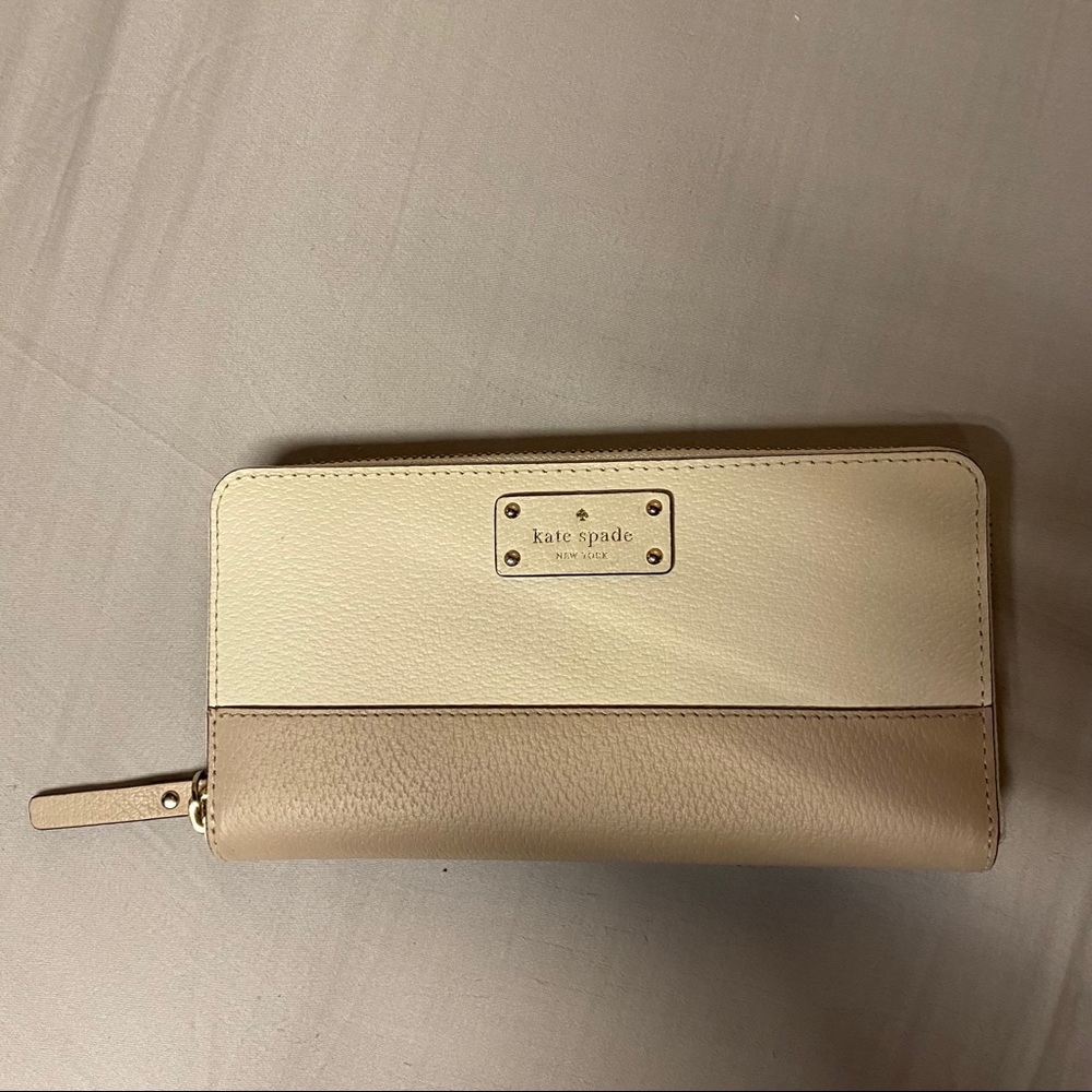 Kate Spade large zip wallet